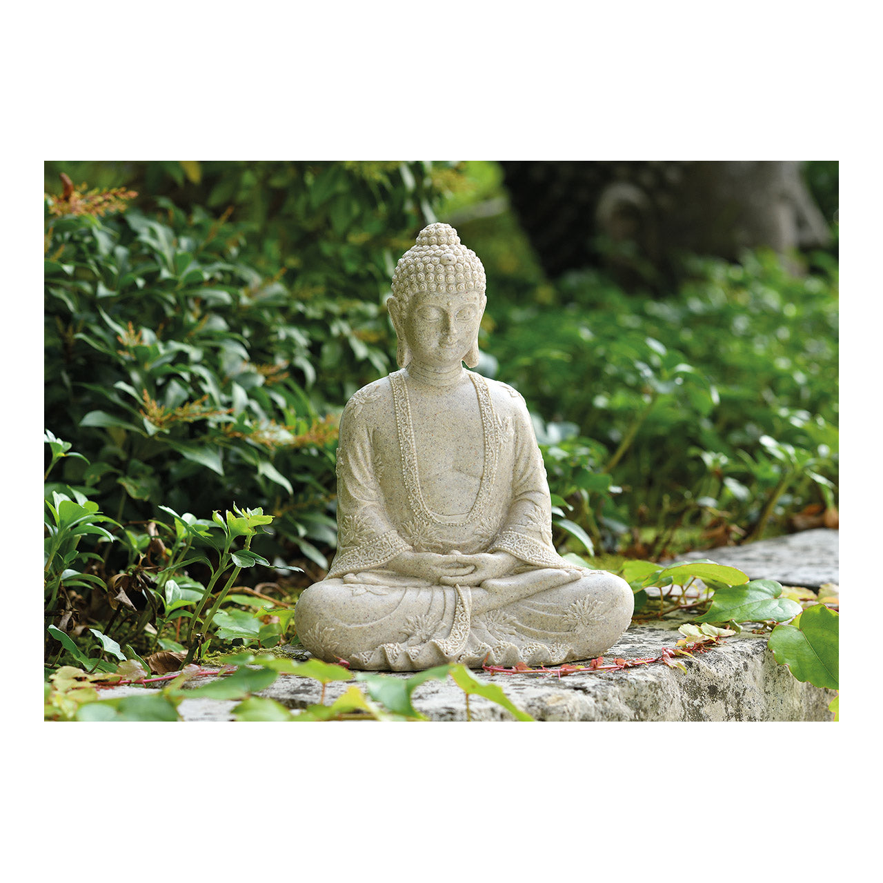Buddha in Beige aus Poly, B19 x T13 x H23 cm