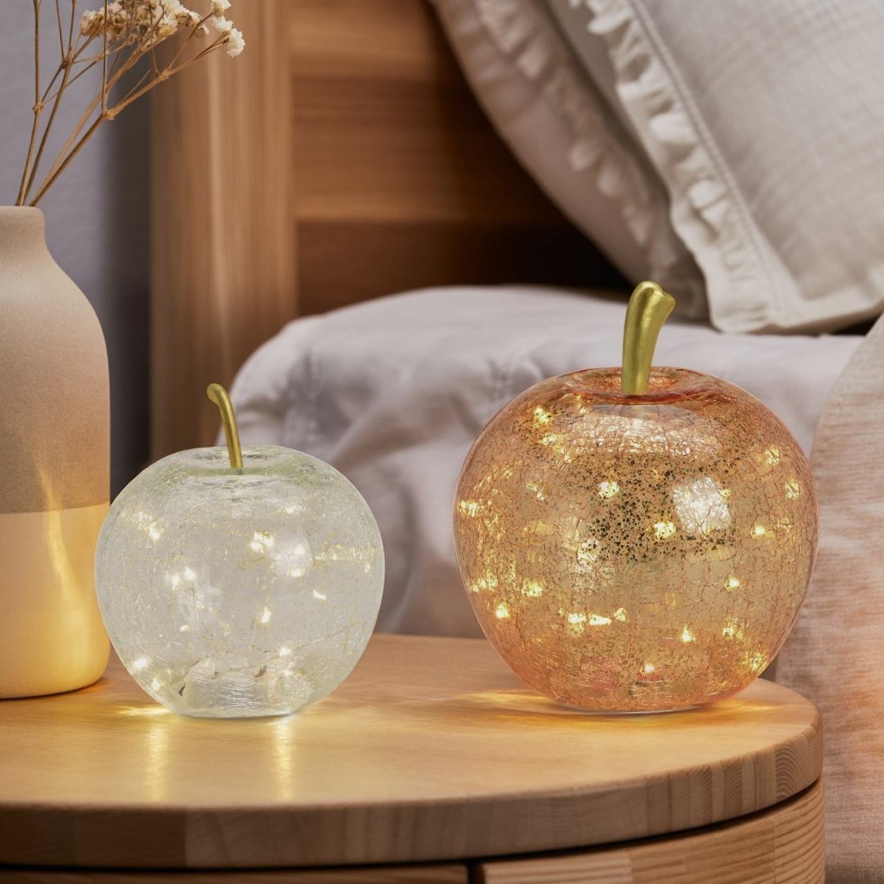 Apfel mit 30er LED, mit Timer aus Glas Gold (B/H/T) 22x24x22cm