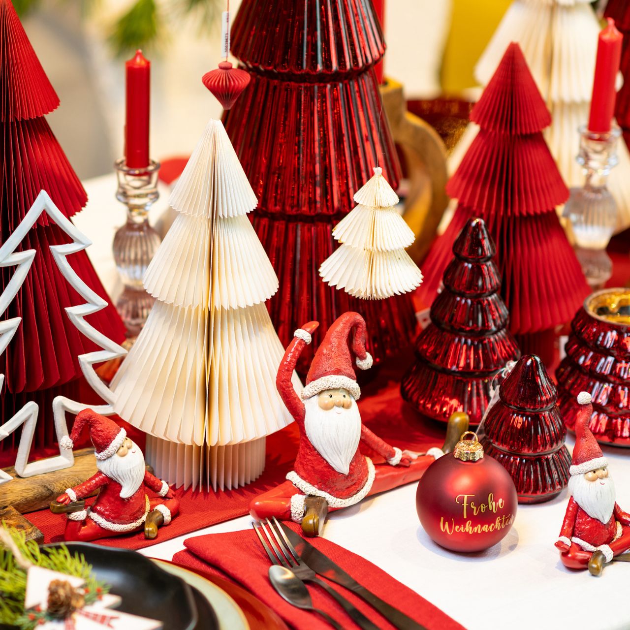 Display Tannenbaum Honeycomb aus Papier/Pappe weiß (B/H/T) 14x40x14cm