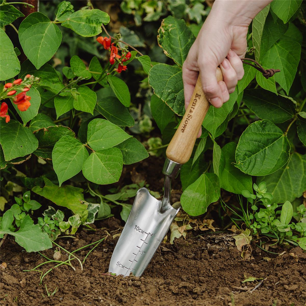 Kent & Stowe Pflanzkelle