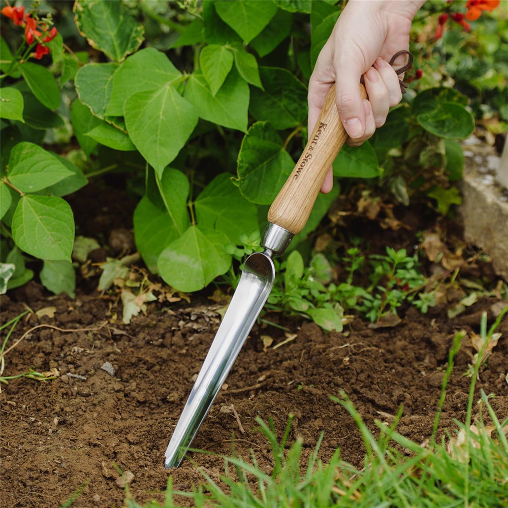 Kent & Stowe Schmale Pflanzkelle